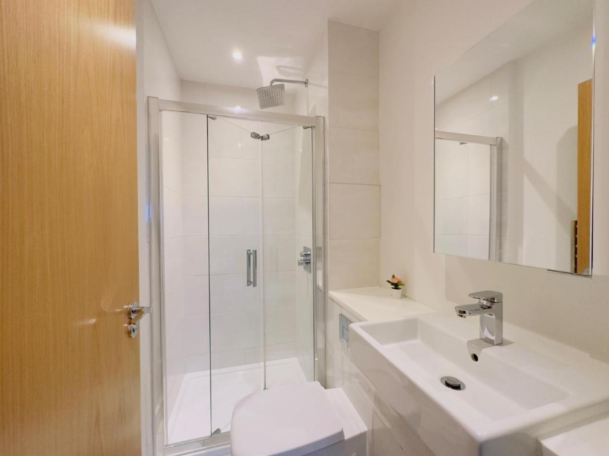 Luxurious Comfy Penthouse - Steps To East Croydon Train Station - Views Apartment Екстериор снимка